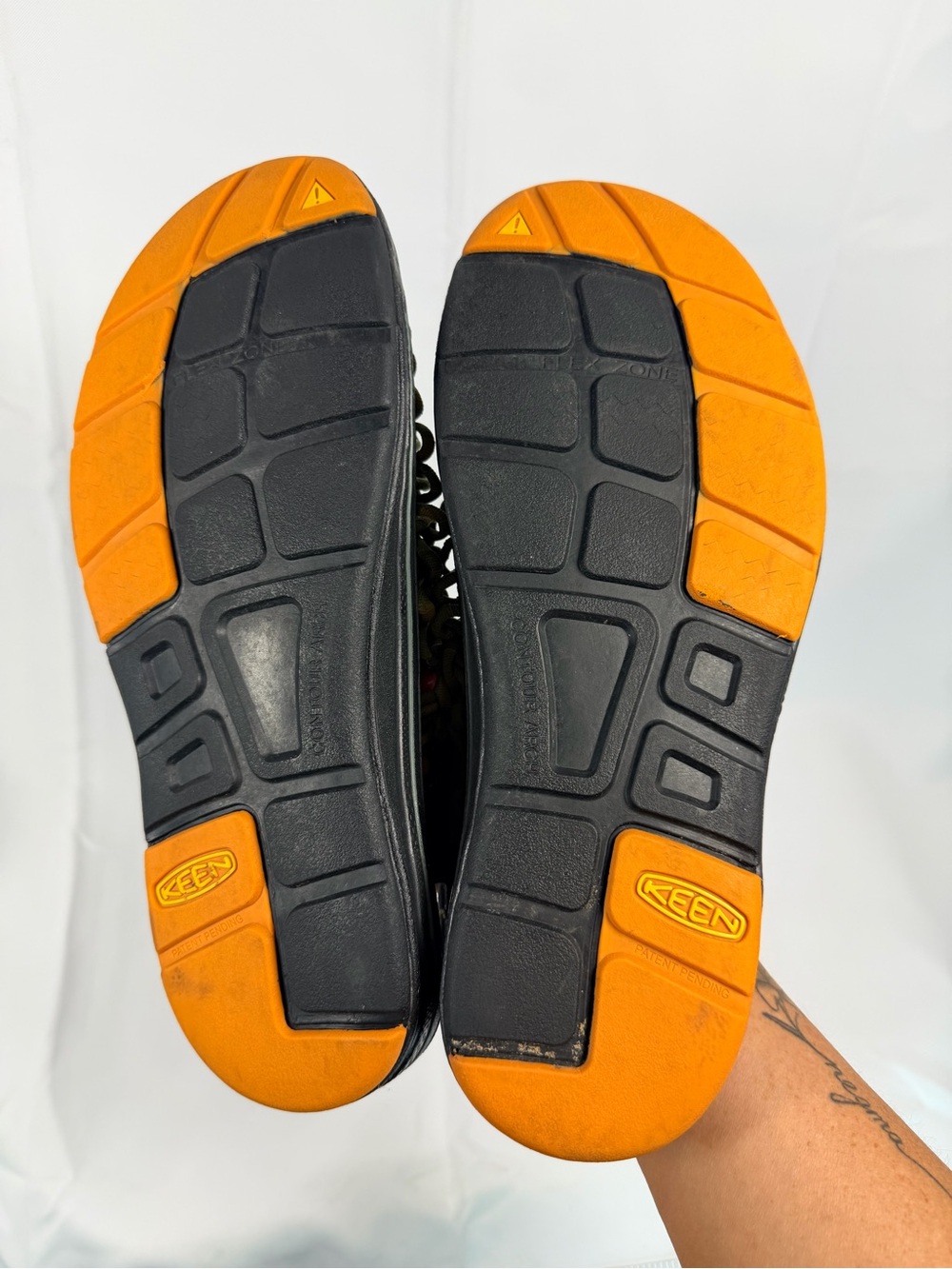 KEEN Men’s Size 10 Shoes Sandals Woven Outdoors Hiking Uneek Style Bungee Cords - Picture 3 of 13